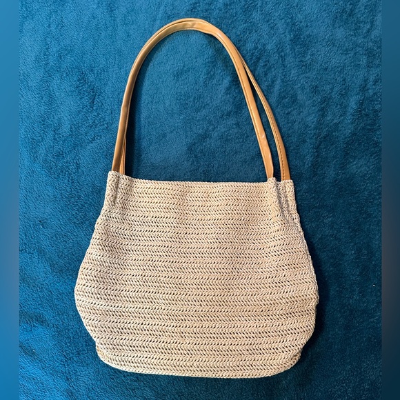 Gorgeous Woven Purse - Picture 1 of 1